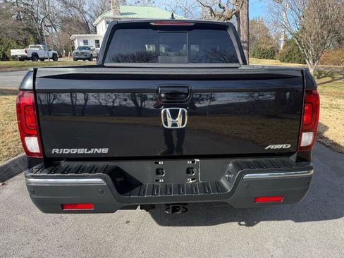 Used 2017 Honda Ridgeline RTL-E image 8