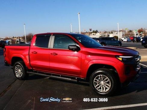 Used 2024 Chevrolet Colorado LT w/ LT Convenience Package III image 1