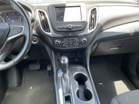 Used 2019 Chevrolet Equinox LT w/ Driver Convenience Package FWD image 23