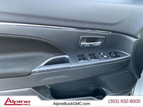 Used 2025 Mitsubishi Outlander Sport AWD image 17