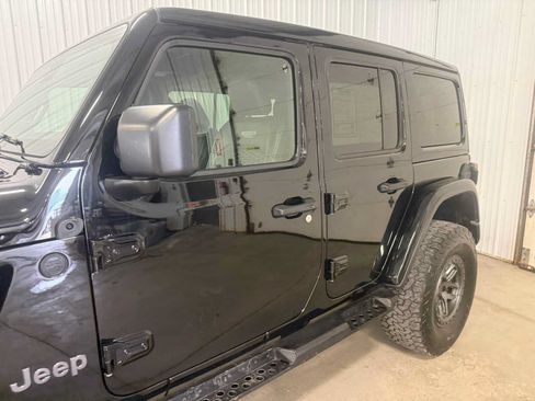 Certified 2019 Jeep Wrangler Unlimited Rubicon AWD/4WD image 7