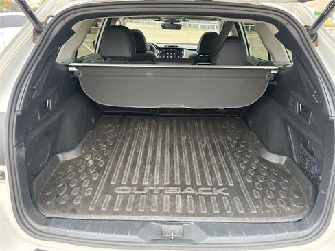 Used 2023 Subaru Outback Limited w/ Popular Package #2 image 32