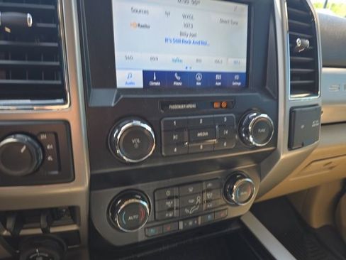 Used 2020 Ford F450 Lariat w/ Lariat Ultimate Package image 15