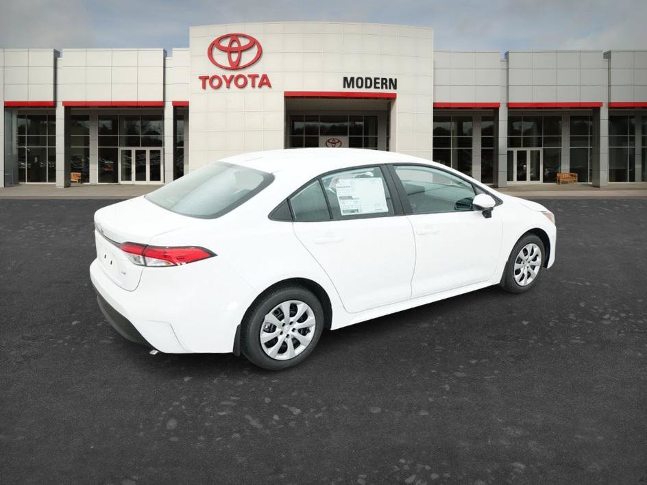 New 2027 Toyota Corolla LE FWD image 9