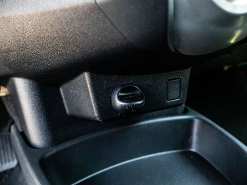 Used 2008 Toyota Yaris 2-Door Hatchback FWD image 24