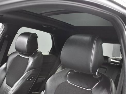 Used 2023 Genesis GV70 2.5T Sport Prestige w/ Sport Prestige Package image 17