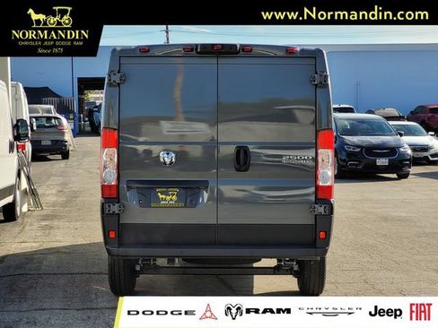 New 2026 RAM ProMaster 2500 w/ Convenience Group FWD image 5