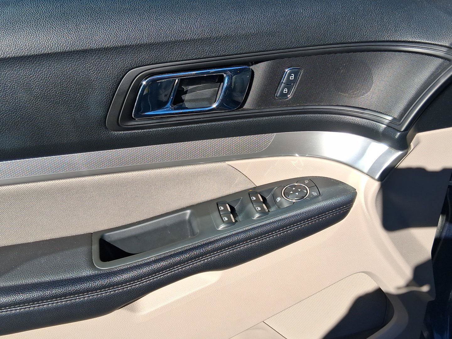Used 2019 Ford Explorer FWD image 22