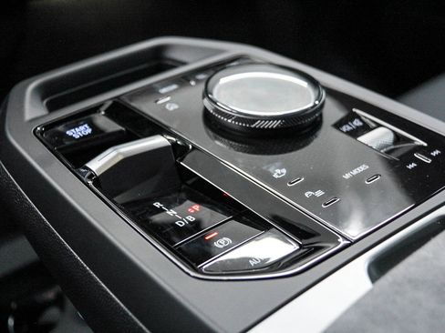 New 2026 BMW iX xDrive60 w/ M Sport Package image 20