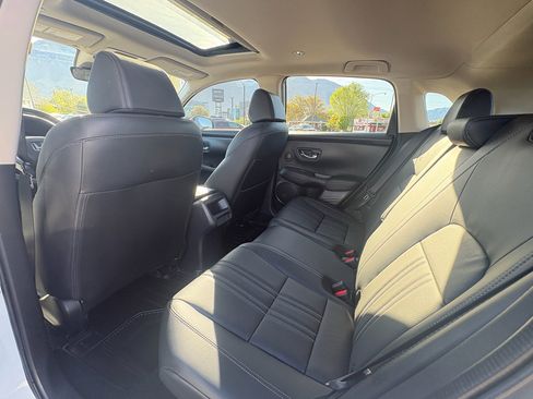 Used 2024 Honda HR-V EX-L image 14