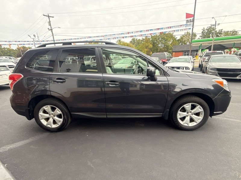 Used 2016 Subaru Forester 2.5i Premium AWD/4WD image 4