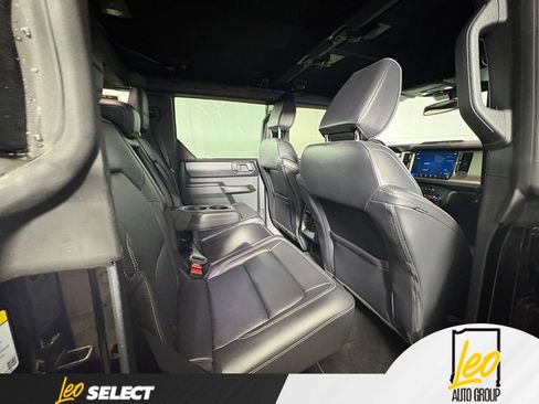 Used 2025 Ford Bronco Outer Banks AWD/4WD image 10