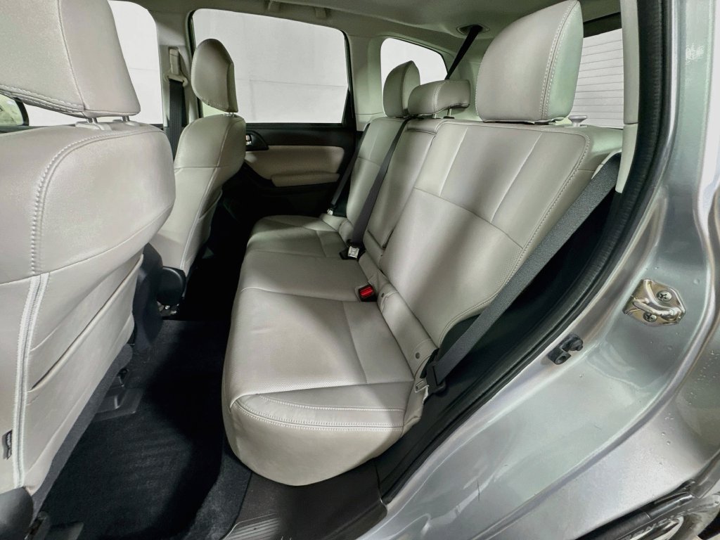 Used 2017 Subaru Forester 2.5i Limited AWD/4WD image 30