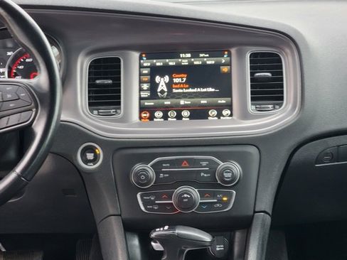 Used 2023 Dodge Charger SXT image 23