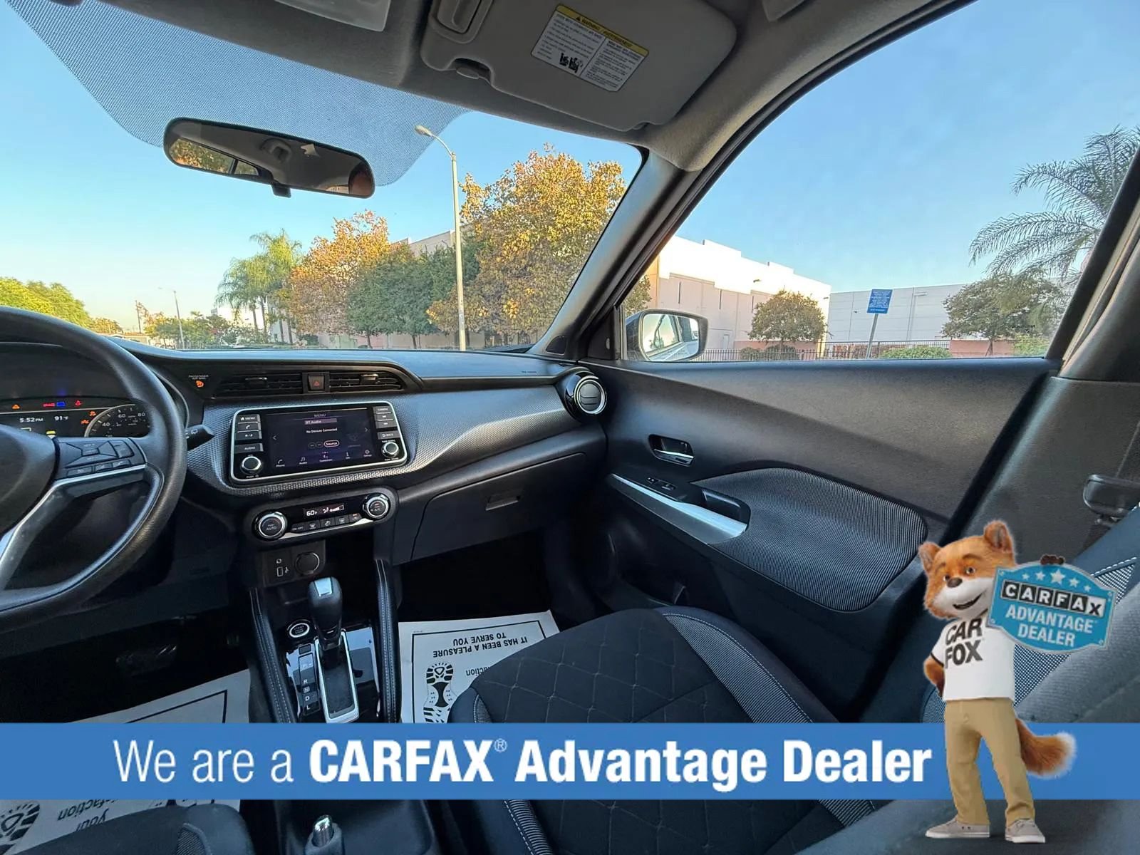 Used 2018 Nissan Kicks SV FWD image 58