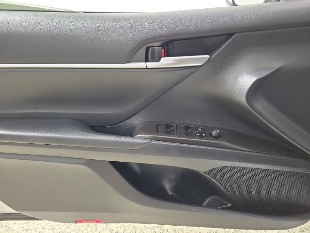 Used 2024 Toyota Camry LE FWD image 21