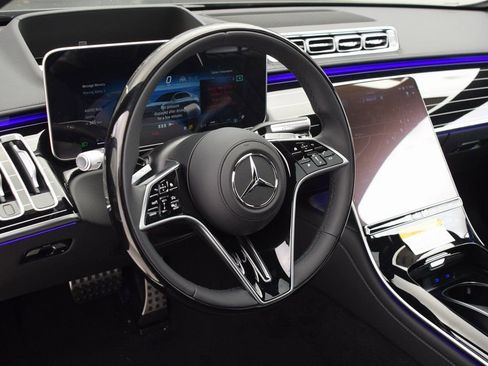 New 2026 Mercedes-Benz S 580 4MATIC Sedan image 18