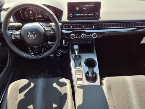Used 2026 Honda Civic Sport image 3