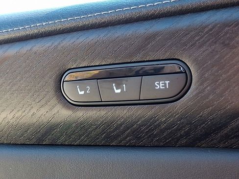 Used 2023 INFINITI QX60 Sensory w/ Vision Package image 28