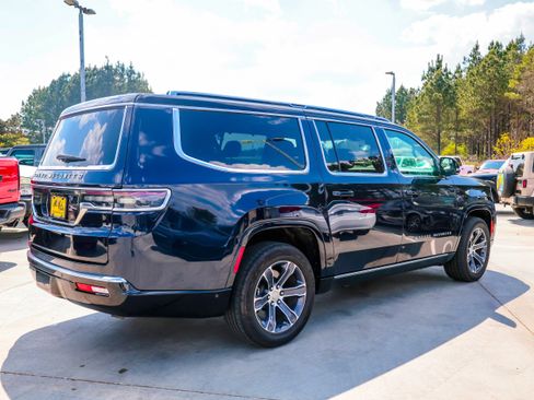 Used 2024 Jeep Grand Wagoneer L 4WD image 8