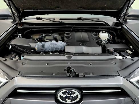 Certified 2023 Toyota 4Runner TRD Off-Road Premium w/ Moonroof Package AWD/4WD image 14