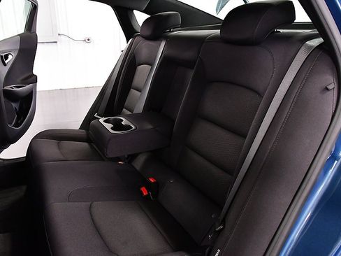 Used 2024 Chevrolet Malibu LT image 28