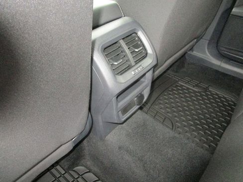 Used 2024 Volkswagen Tiguan S image 16