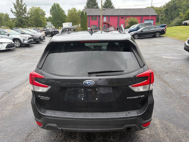 Used 2022 Subaru Forester Premium AWD/4WD image 7