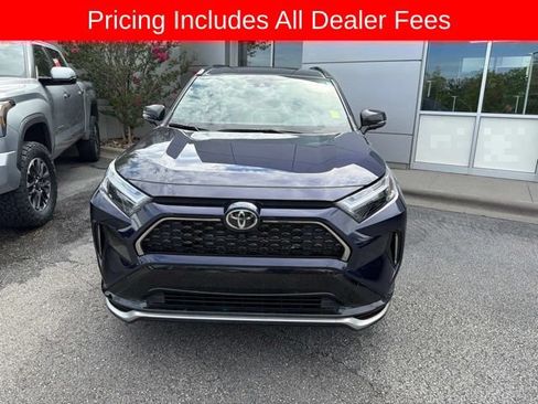 Used 2025 Toyota RAV4 XSE w/ Premium Package AWD/4WD image 17