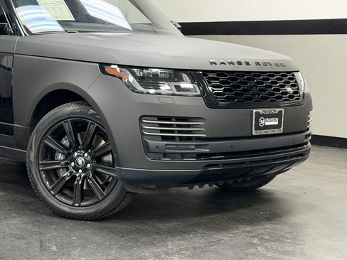 Used 2022 Land Rover Range Rover Westminster Edition image 3