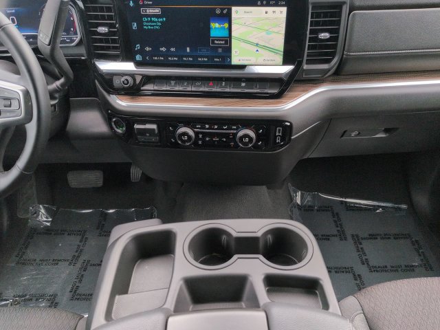 Used 2025 Chevrolet Silverado 2500 LT w/ Convenience Package AWD/4WD image 19