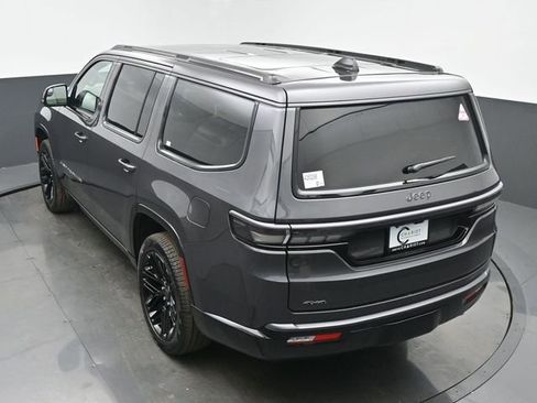 New 2026 Jeep Grand Wagoneer Limited AWD/4WD image 43