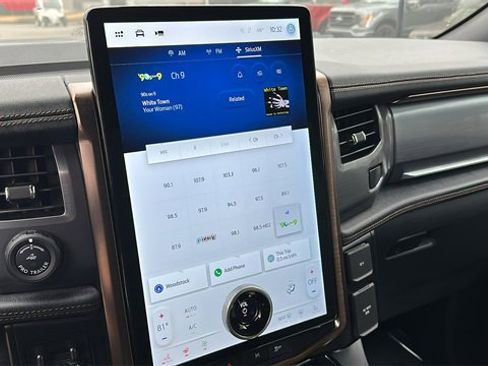 Used 2023 Ford F150 Lightning Lariat w/ Tow Technology Package image 29