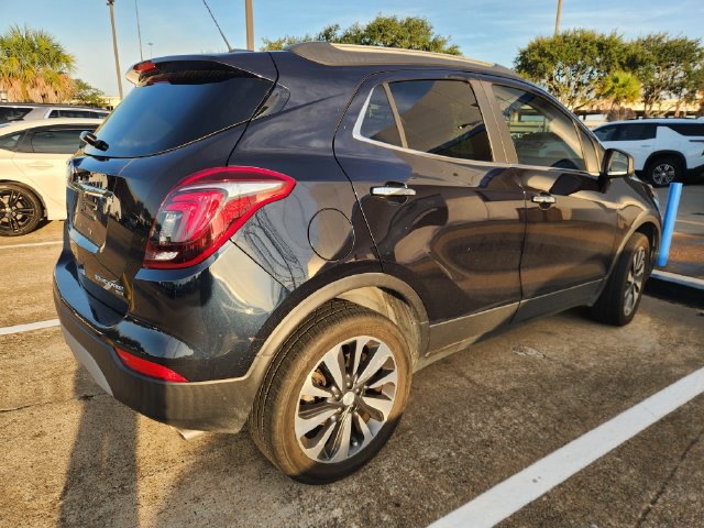 Used 2021 Buick Encore Preferred AWD/4WD image 6