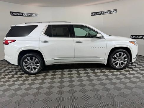Used 2021 Chevrolet Traverse Premier w/ LPO, Floor Liner Package AWD/4WD image 7