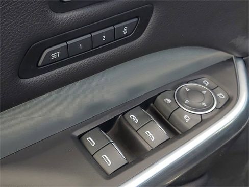 Used 2021 Cadillac XT4 Premium Luxury w/ Cold Weather Package image 12