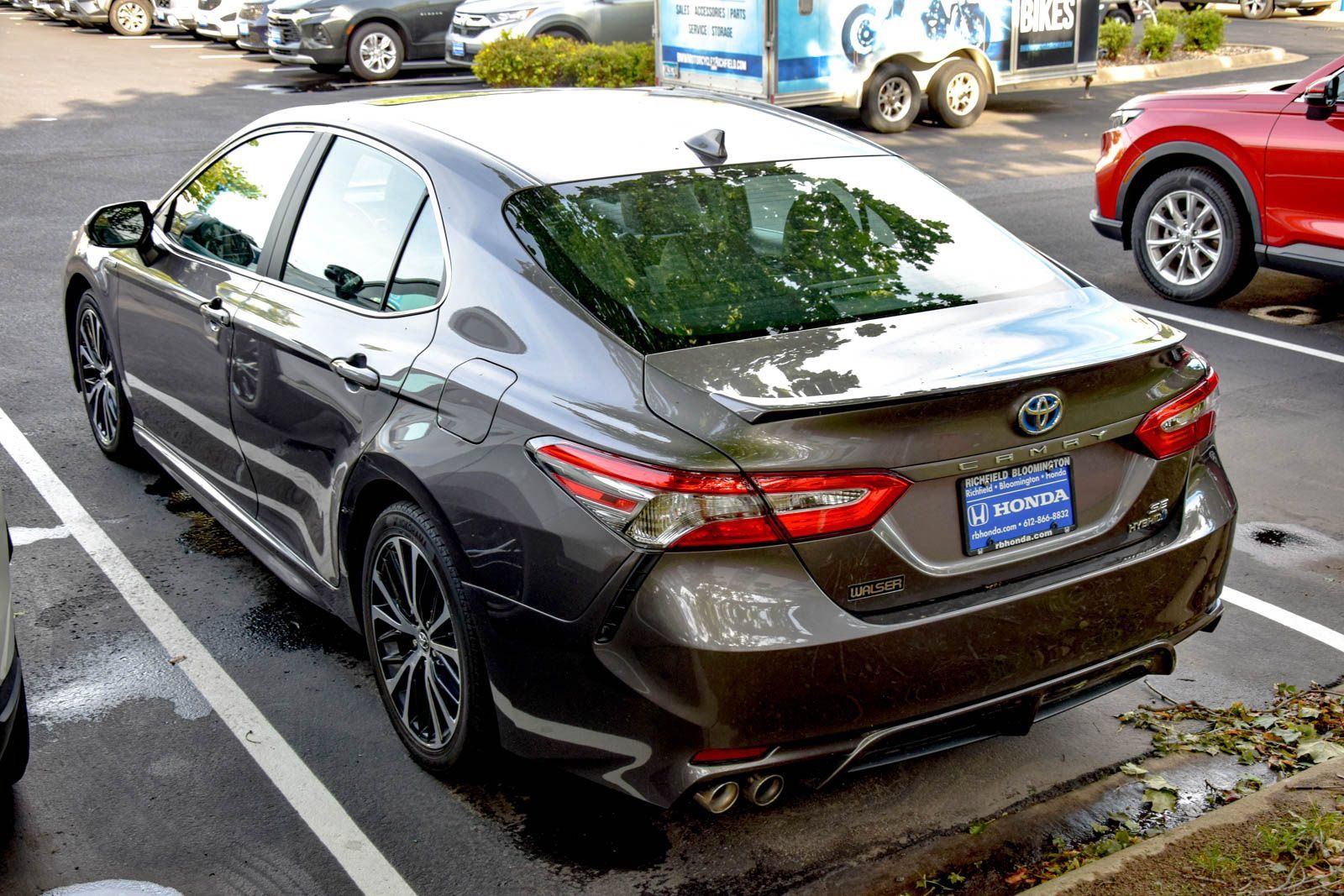 Used 2019 Toyota Camry SE w/ Audio Package FWD image 7