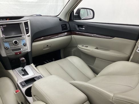 Used 2013 Subaru Legacy 3.6R Limited image 27
