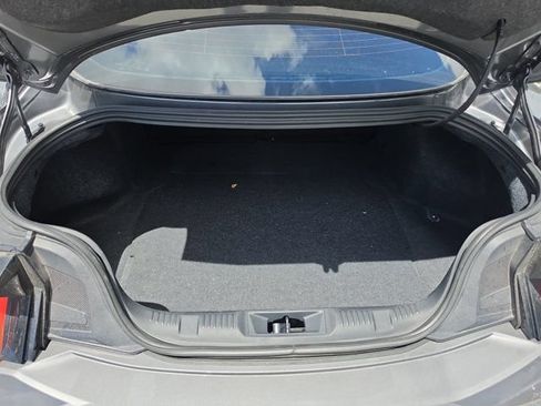 Used 2024 Ford Mustang GT RWD image 9