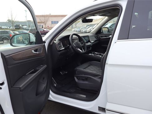 New 2026 Volkswagen Atlas SEL Premium R-Line image 10