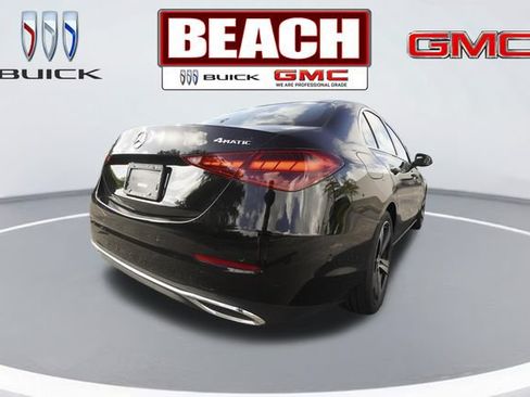 Used 2025 Mercedes-Benz C 300 4MATIC Sedan image 3