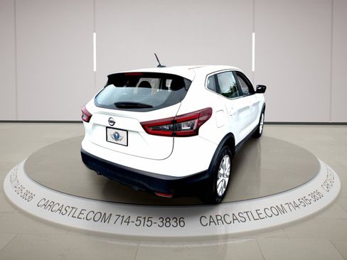 Used 2021 Nissan Rogue Sport S image 5