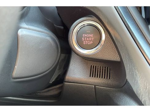 Certified 2026 Subaru Crosstrek 2.5i Premium AWD/4WD image 31