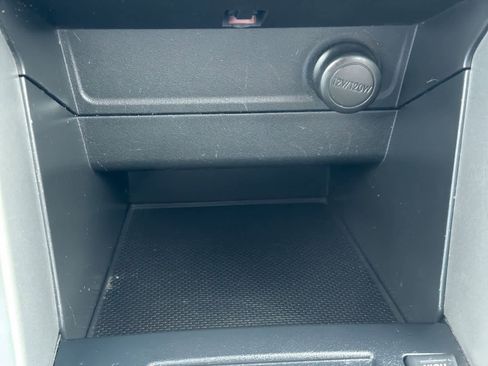 Used 2015 Subaru Forester 2.5i Premium w/ All-Weather Package image 33