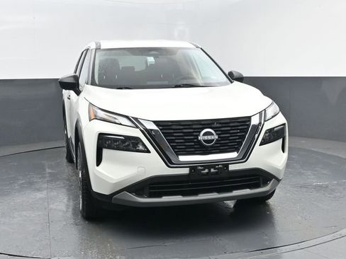 Used 2023 Nissan Rogue S image 20