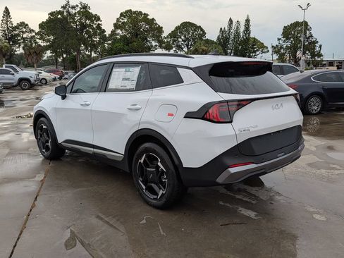 New 2026 Kia Sportage EX w/ EX Panorama Roof Package FWD image 6