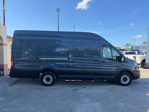 Used 2020 Ford Transit 250 148 High Roof Extended RWD image 8