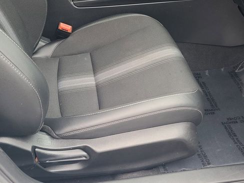 Used 2025 Honda Civic Sport image 10
