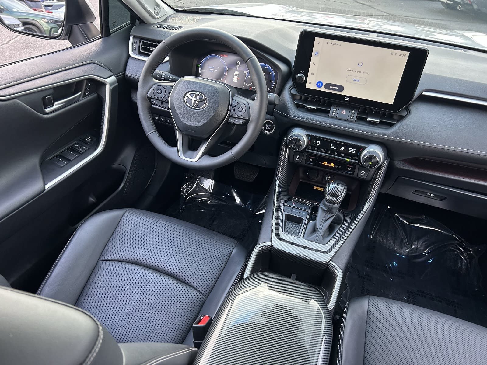Used 2025 Toyota RAV4 Limited w/ Advanced Technology Package FWD image 18