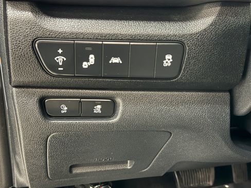 Used 2022 Kia Niro EX w/ Cold Weather Package image 27